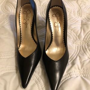 Jessica Simpson heels size 6